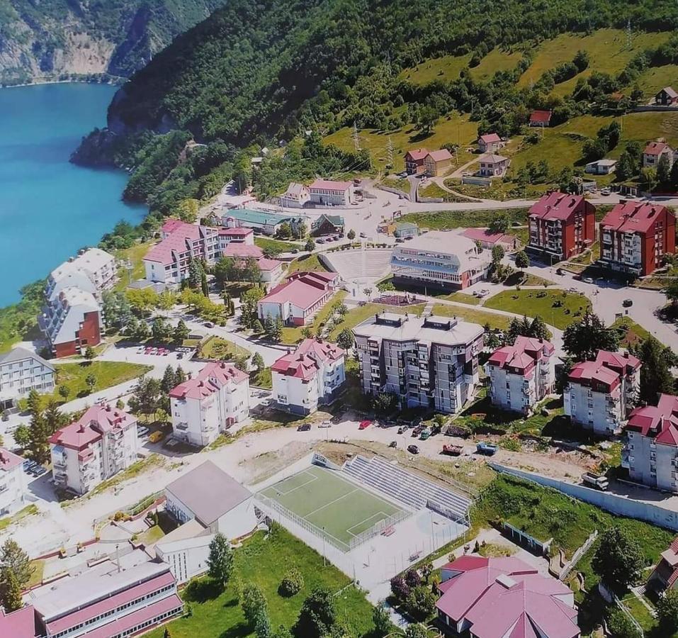 Apartment Holiday Lake - Piva 2022 플루지네 외부 사진