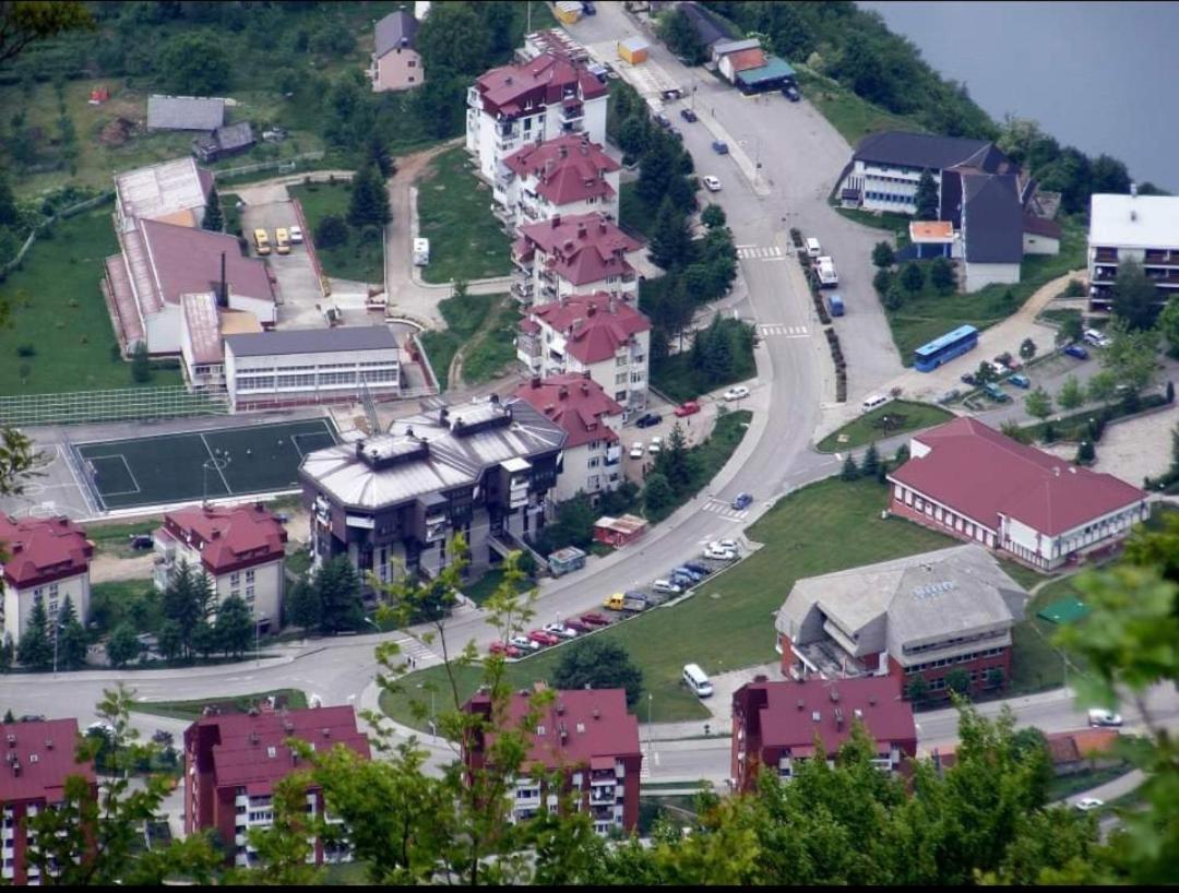 Apartment Holiday Lake - Piva 2022 플루지네 외부 사진