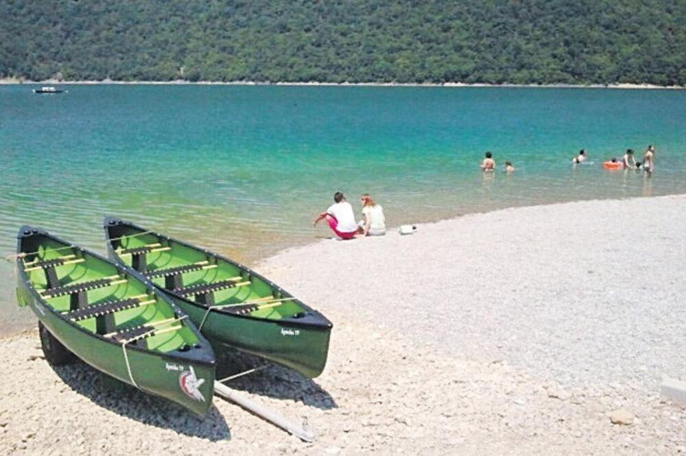 Apartment Holiday Lake - Piva 2022 플루지네 외부 사진