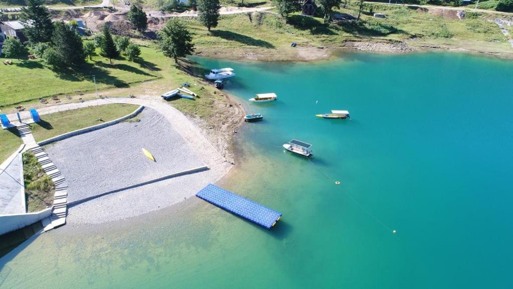 Apartment Holiday Lake - Piva 2022 플루지네 외부 사진