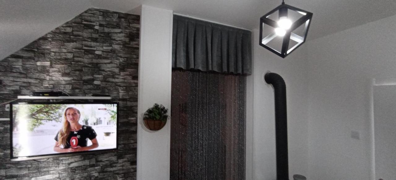 Apartment Holiday Lake - Piva 2022 플루지네 외부 사진