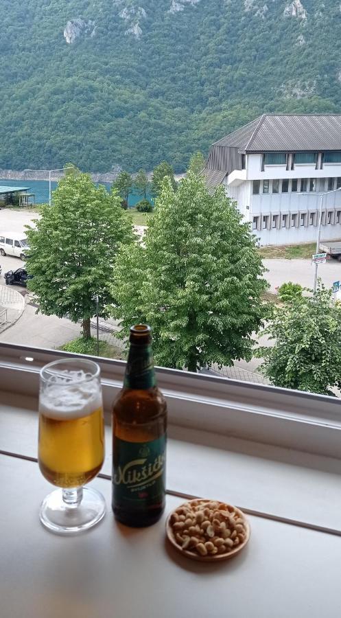 Apartment Holiday Lake - Piva 2022 플루지네 외부 사진