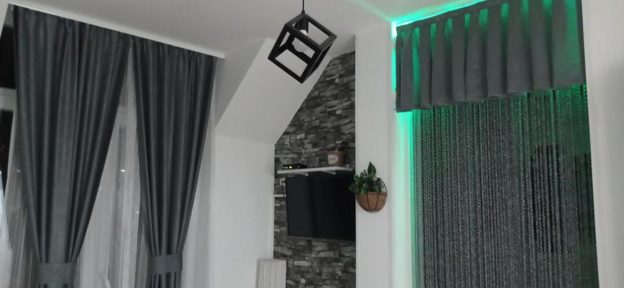 Apartment Holiday Lake - Piva 2022 플루지네 외부 사진